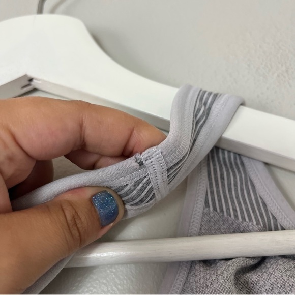 Puma Racerback Removable Cups Sports Bra Gray and White Large - Picture 4 of 5